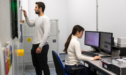 Female and male researcher in lab